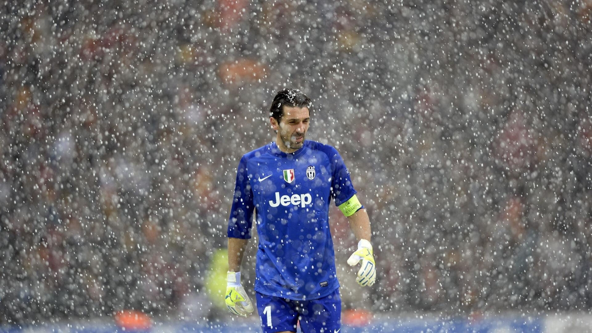 乐鱼电竞在线平台-英超俱乐部探索 Netflix 模式直播以突破传统电视收入瓶颈,英超网络直播平台